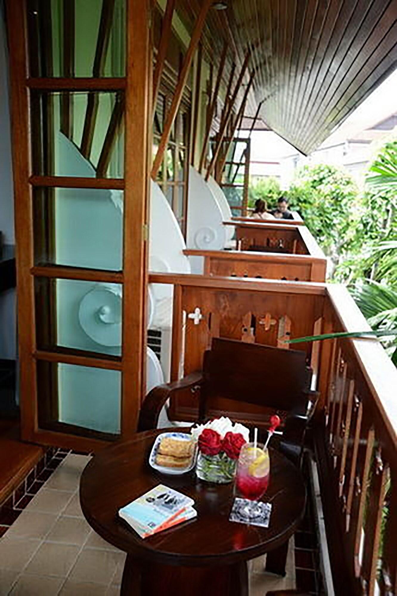 Sripat Guesthouse Sha Extra Plus Чиангмай Экстерьер фото