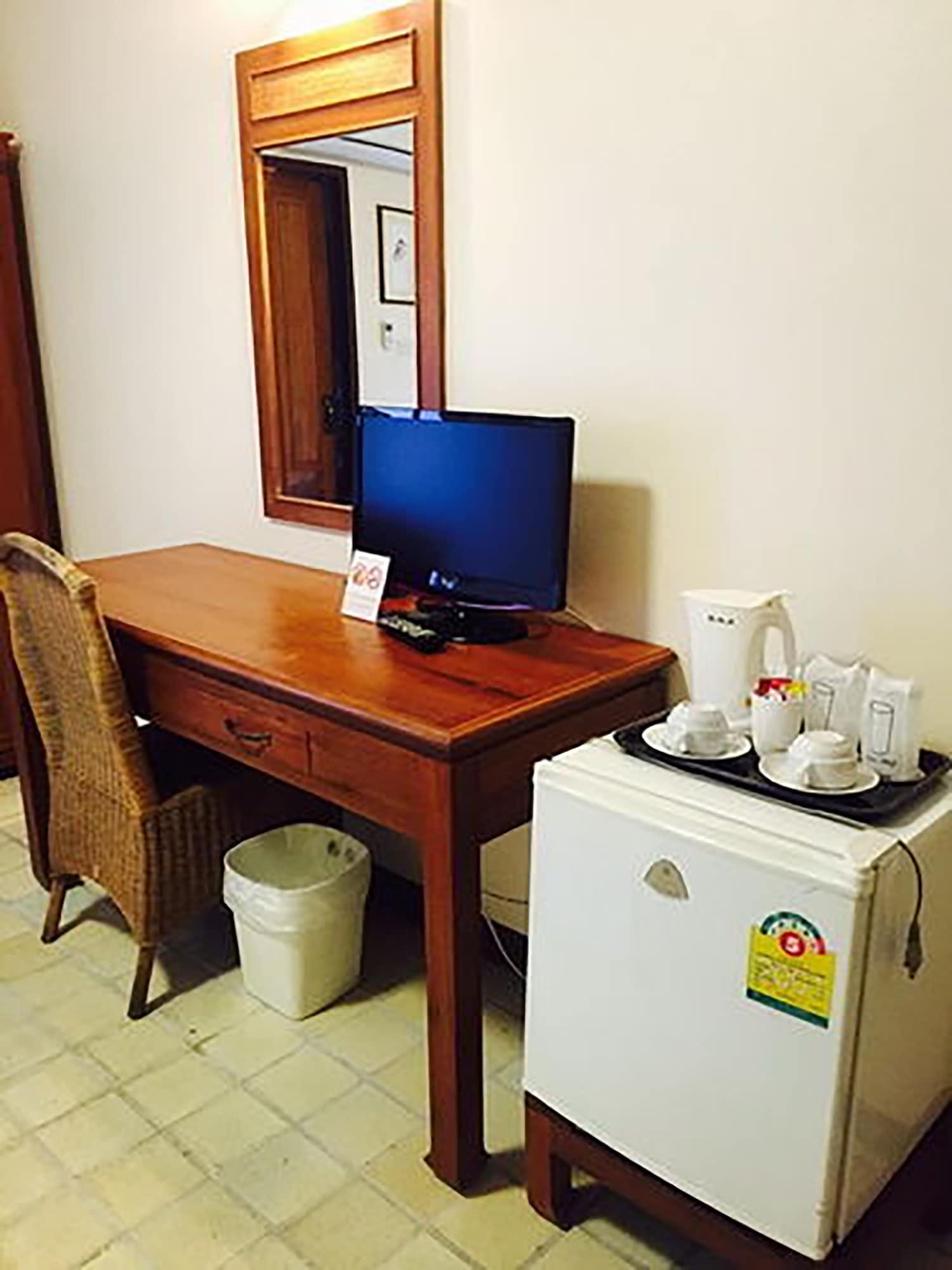 Sripat Guesthouse Sha Extra Plus Чиангмай Экстерьер фото