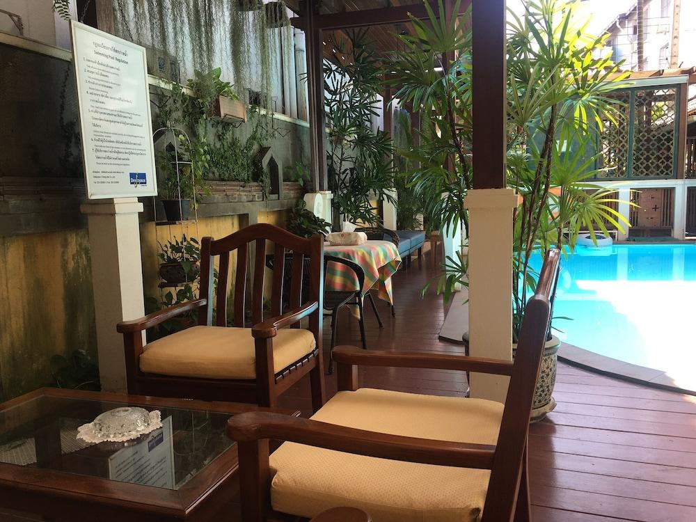 Sripat Guesthouse Sha Extra Plus Чиангмай Экстерьер фото