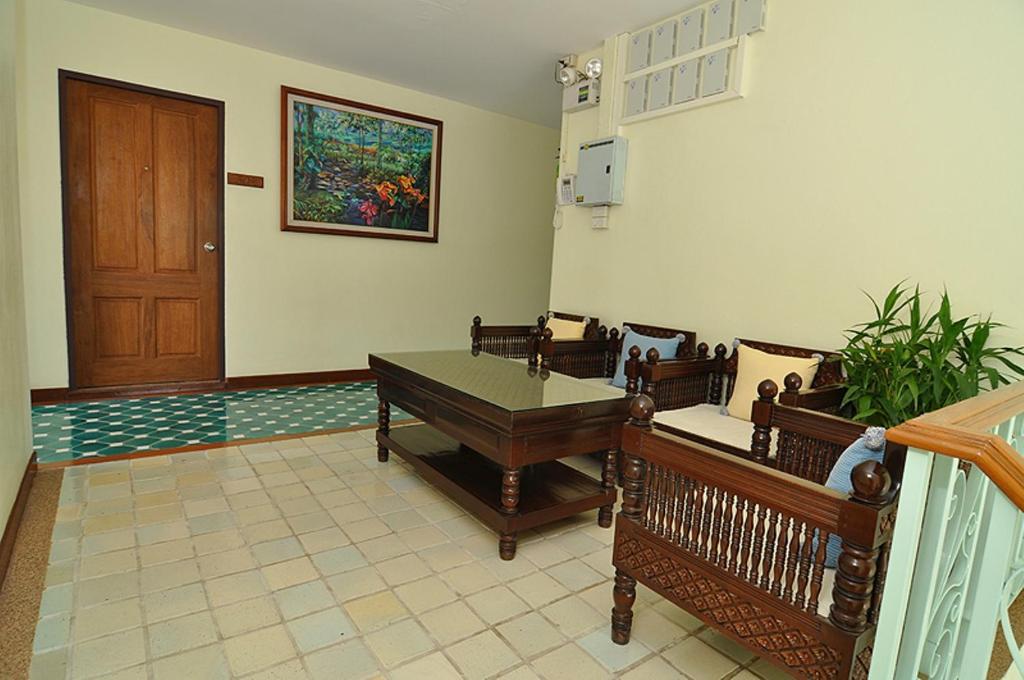 Sripat Guesthouse Sha Extra Plus Чиангмай Экстерьер фото